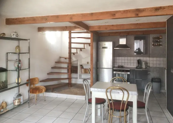 Appartement Charmant A Nice / 50 M² / Vue Sur La Ville